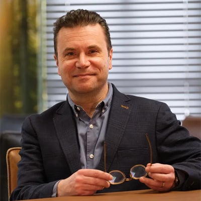 Mark Bentley Headshot